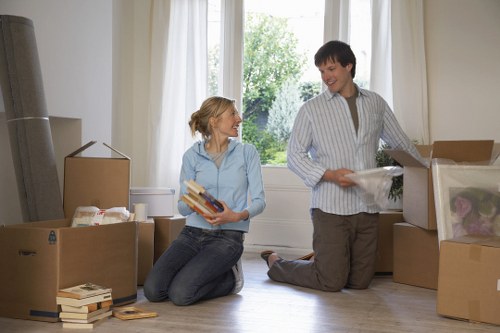 Organised mobile self storage for local business needs in Gunnersbury